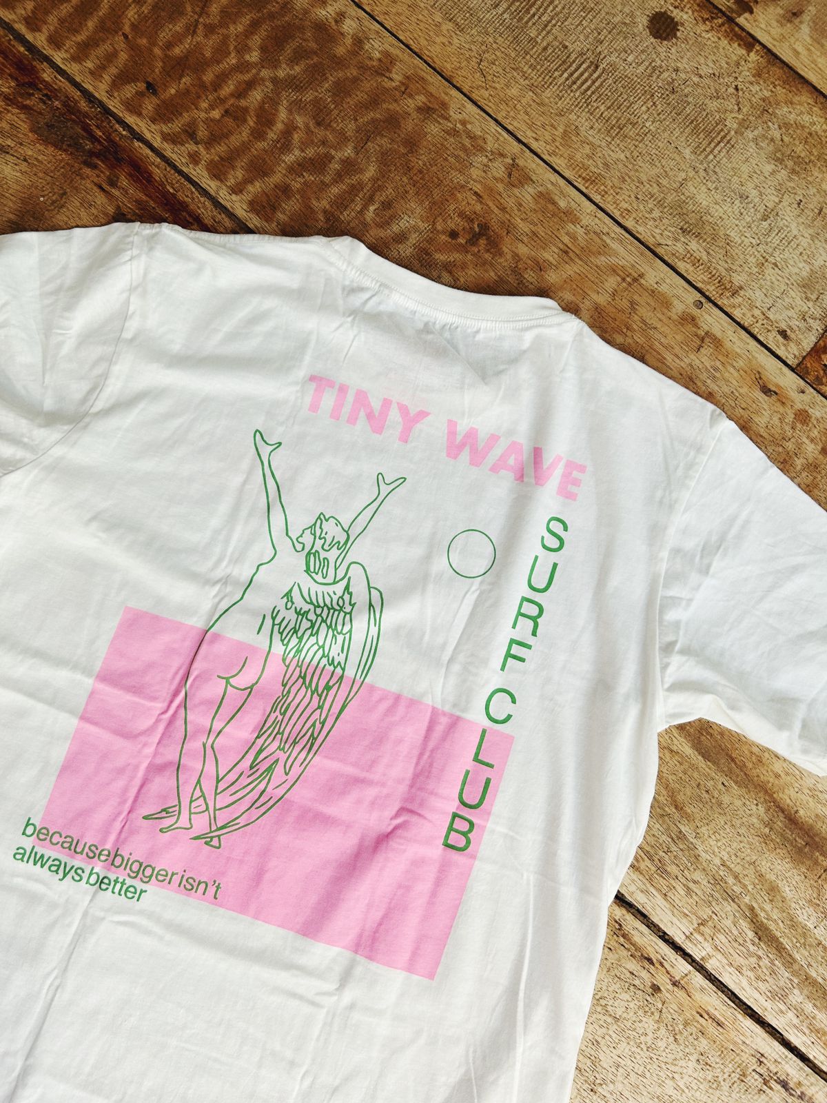 TINY WAVES SURF CLUB - ANGEL TEE